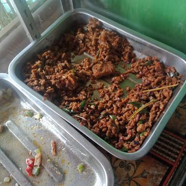 WARUNG NASI LESEHAN SAUNG RIUNGWARGI