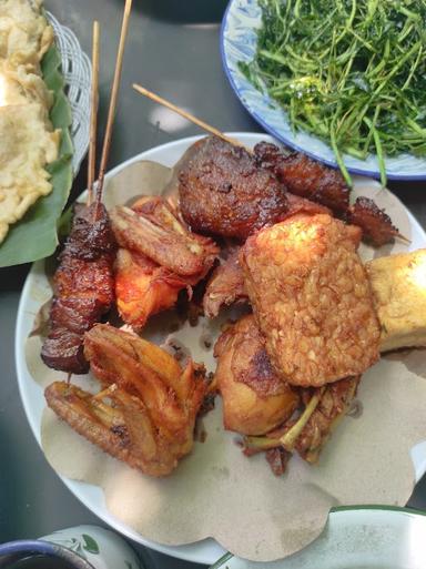 WARUNG NASI PAWON AMBU