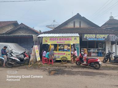 ROTI BAKAR PLATINUMAE PAKIS