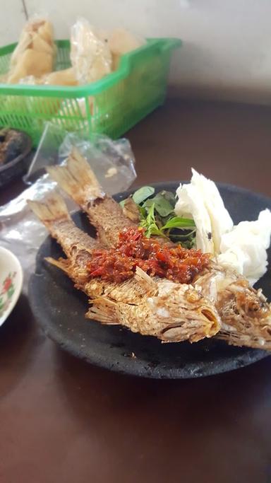 RM SARI LAUT, PECEL BELUT