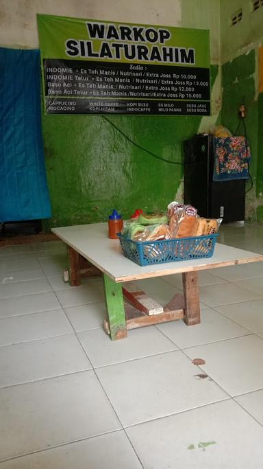 WARUNG KOPI & ES KELAPA SILATURAHIM