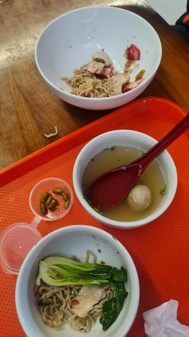 BAKMI ASUAN TEBET