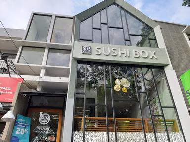 SUSHI BOX