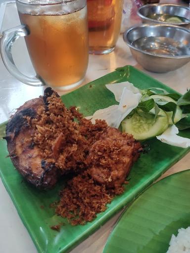 AYAM BAKAR DESA