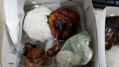 AYAM BAKAR PAK IS