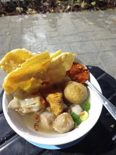 BAKSO / BAKWAN MALANG BEJO