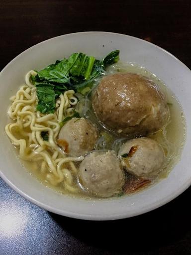 BAKSO URAT SAPI WONG SOLO