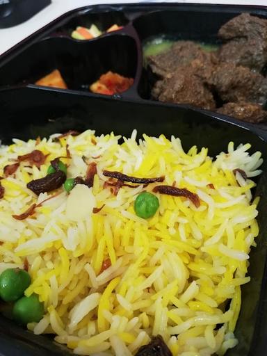 NASI KEBULI & BIRYANI MAHARAB