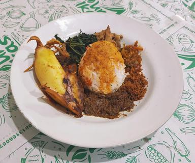 NASI PADANG EVERYDAY TEBET