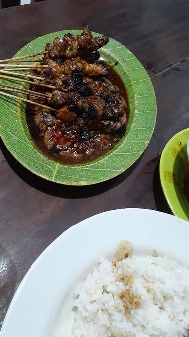 RUMAH MAKAN SATE SOLO BU LIA