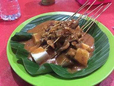 SATE PADANG AJO FERRY (KAKI LIMA)