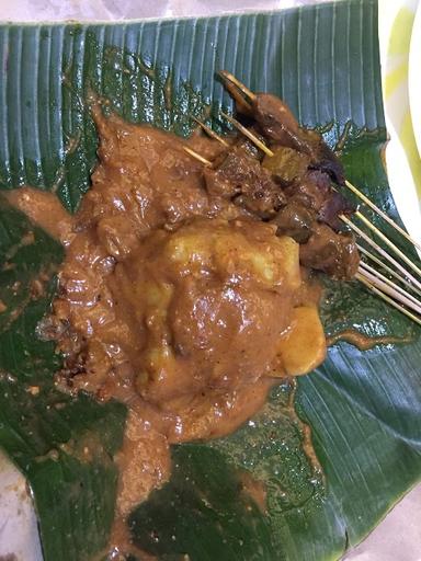 SATE PADANG AJO HENDRA