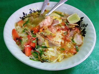 SOTO AYAM AMBENGAN KOKAS