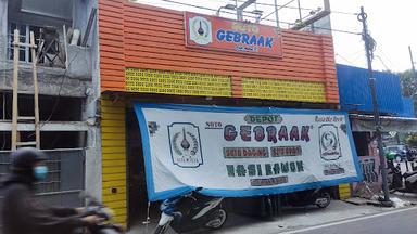 SOTO GEBRAAK(TEBET)