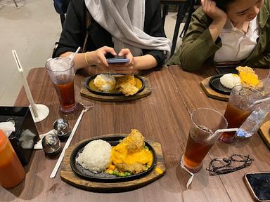 WAROENG STEAK & SHAKE BUKIT DURI TEBET