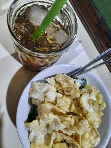 WARUNG KOPI INDOMIE 24JAM