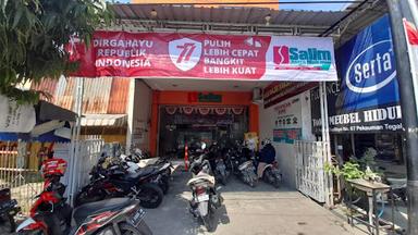 MINIMARKET SALIM TEGAL