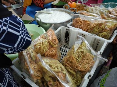 BUBUR DAN GLOTAK BU IYAH