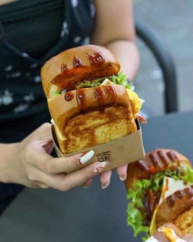 EATTOAST TEGAL