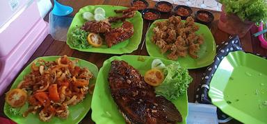 OEMAH SEAFOOD MBA UUS