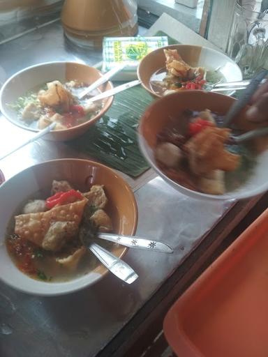 WARUNG MAKAN SRISIKA