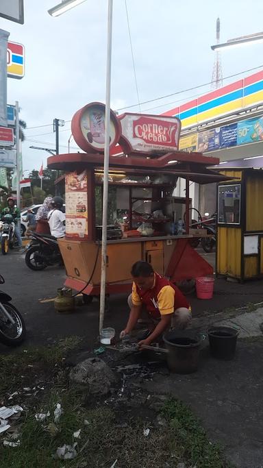 KEBAB CORNER INDOMARET JAMAL