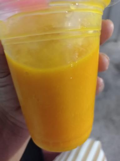 JUS BUAH MAK UPIK