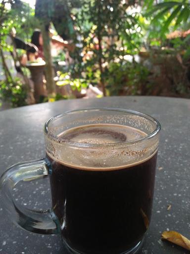 WARUNG KOPI HIJAU