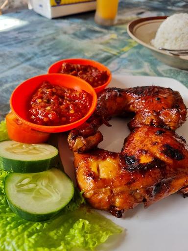 AYAM BAKAR SAUS MADU BU NINIK