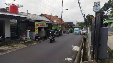 AYAM SAMBAL IJO