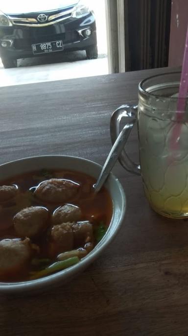 MIE AYAM DAN BAKSO IDOLA (CAK SO)