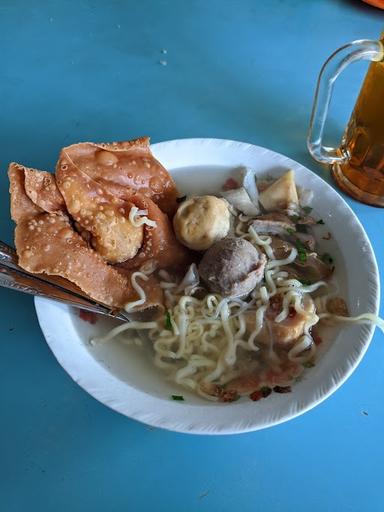 RUMAH MAKAN BAKSO SOKO ROSO