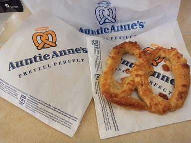 AUNTIE ANNE'S TUNJUNGAN PLAZA