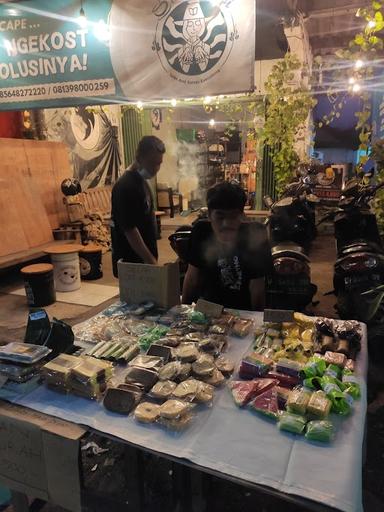 PUSAT KUE-KUE BASAH PASAR KEMBANG