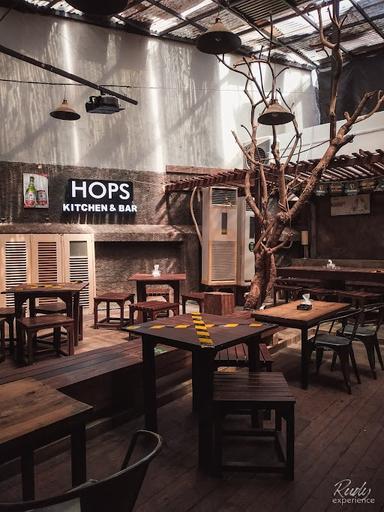 HOPS KITCHEN & BAR