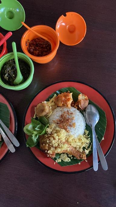 NASI UDUK WARUNG SELAGI