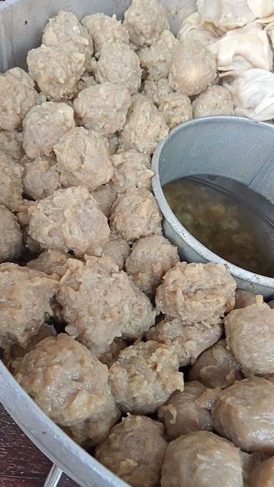 BAKSO CAK MIN