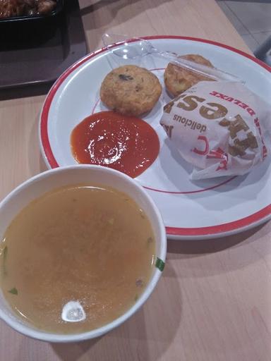 KFC TUNJUNGAN PLAZA 3