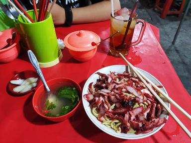 MIE UJUNG PANDANG KEDUNGDORO