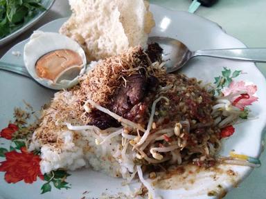 NASI PECEL BU DJOYO