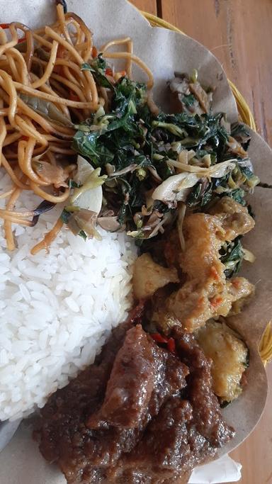 PORK CUISINE FROM NTT FLORES