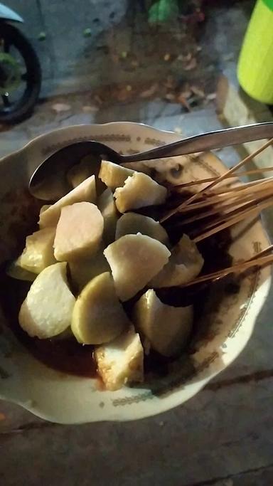 SATE AYAM DAN KAMBING DOHO