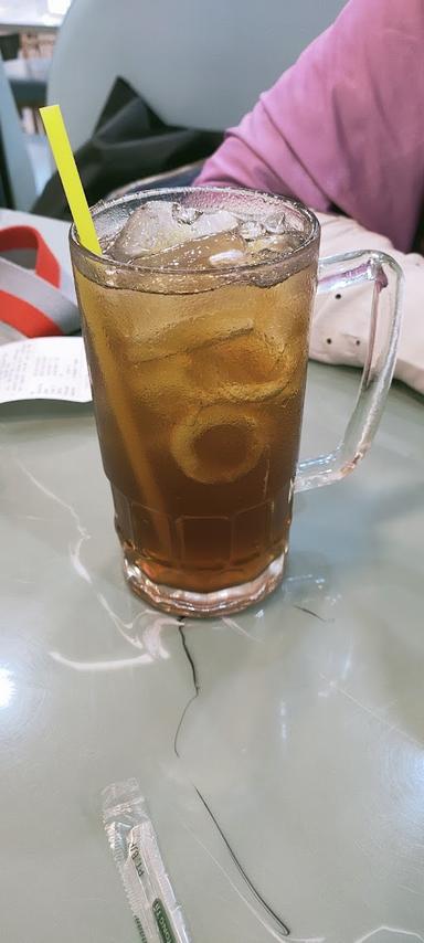 TONG TJI TEA HOUSE TUNJUNGAN PLAZA