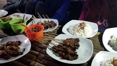 WARUNG SATE TAICHAN & MARANGGIH IBU KUSNILAH