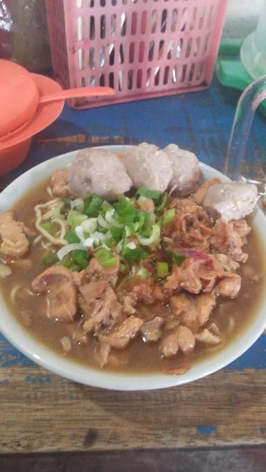 MIE AYAM BAKSO SENDANG RAOS