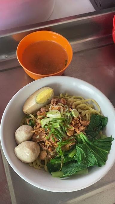 MIE PANGSIT