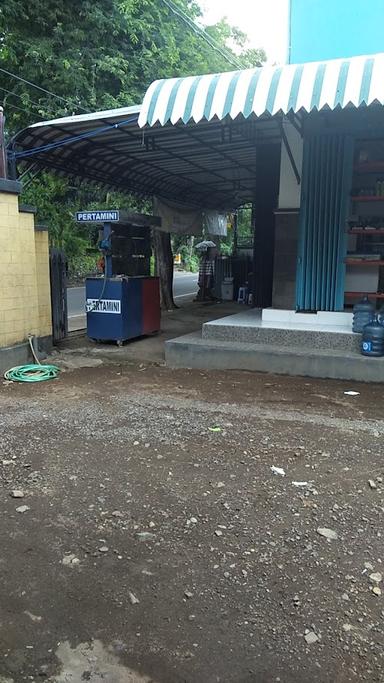 WARUNG MAKAN PONDOK BAMBU