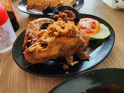 Photo's Ayam Presto Bude Nino Lintas Barat