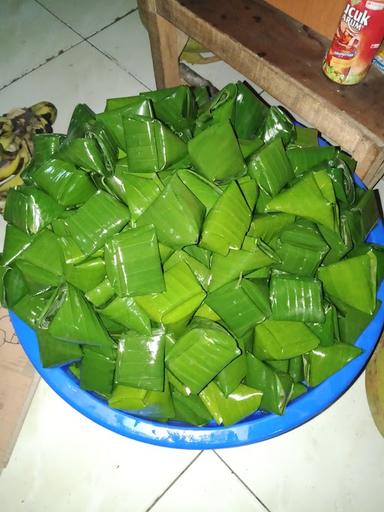 TOKO KUE AULIA RASA