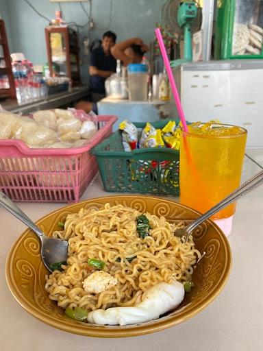 WARKOP BUBUR KACANG HIJAU KUNINGAN